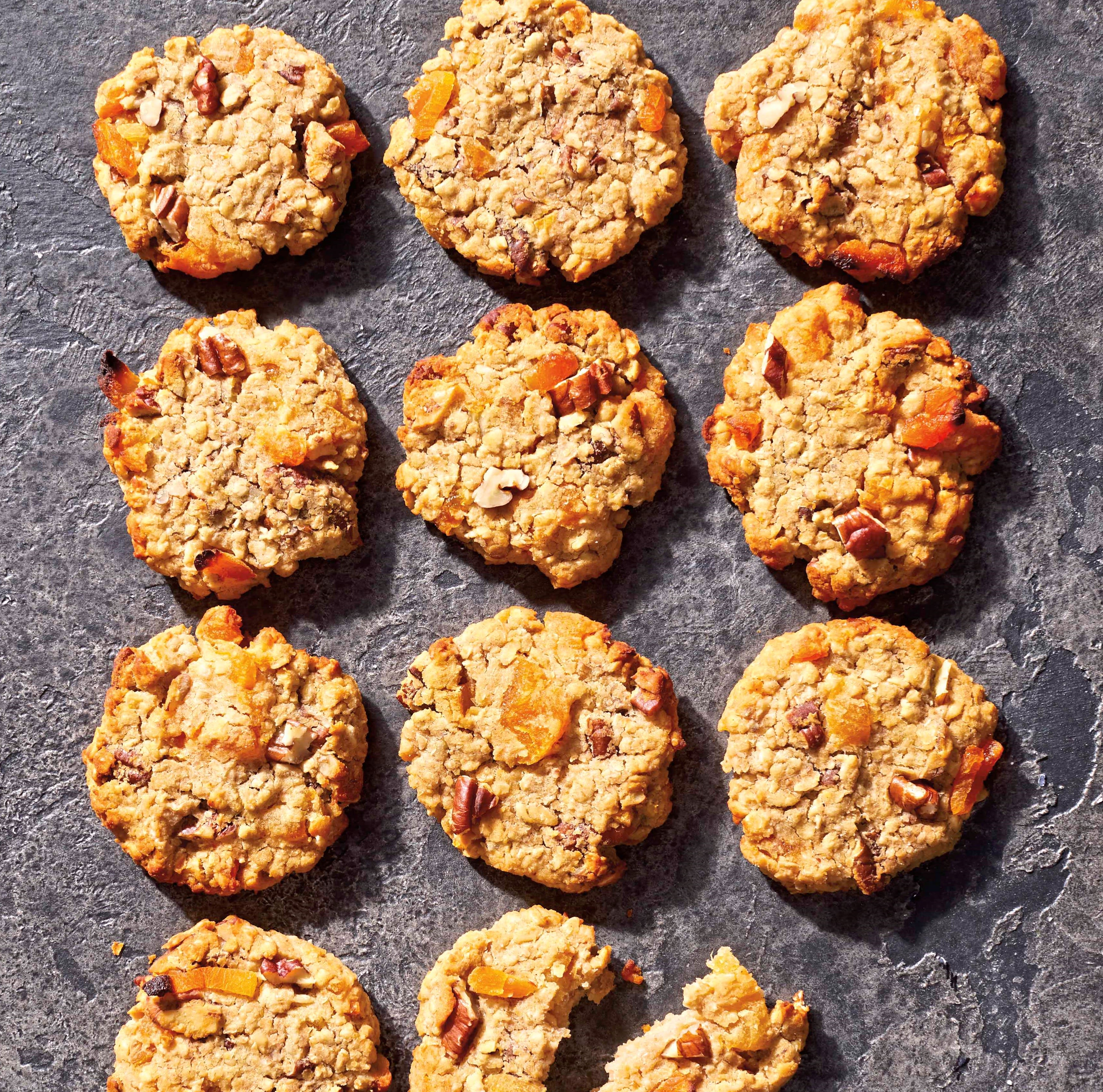 Photo de Biscuits petit-déjeuner aux abricots et noix de pécan grillées prise par WW